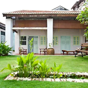 23 Lane 5* George Town